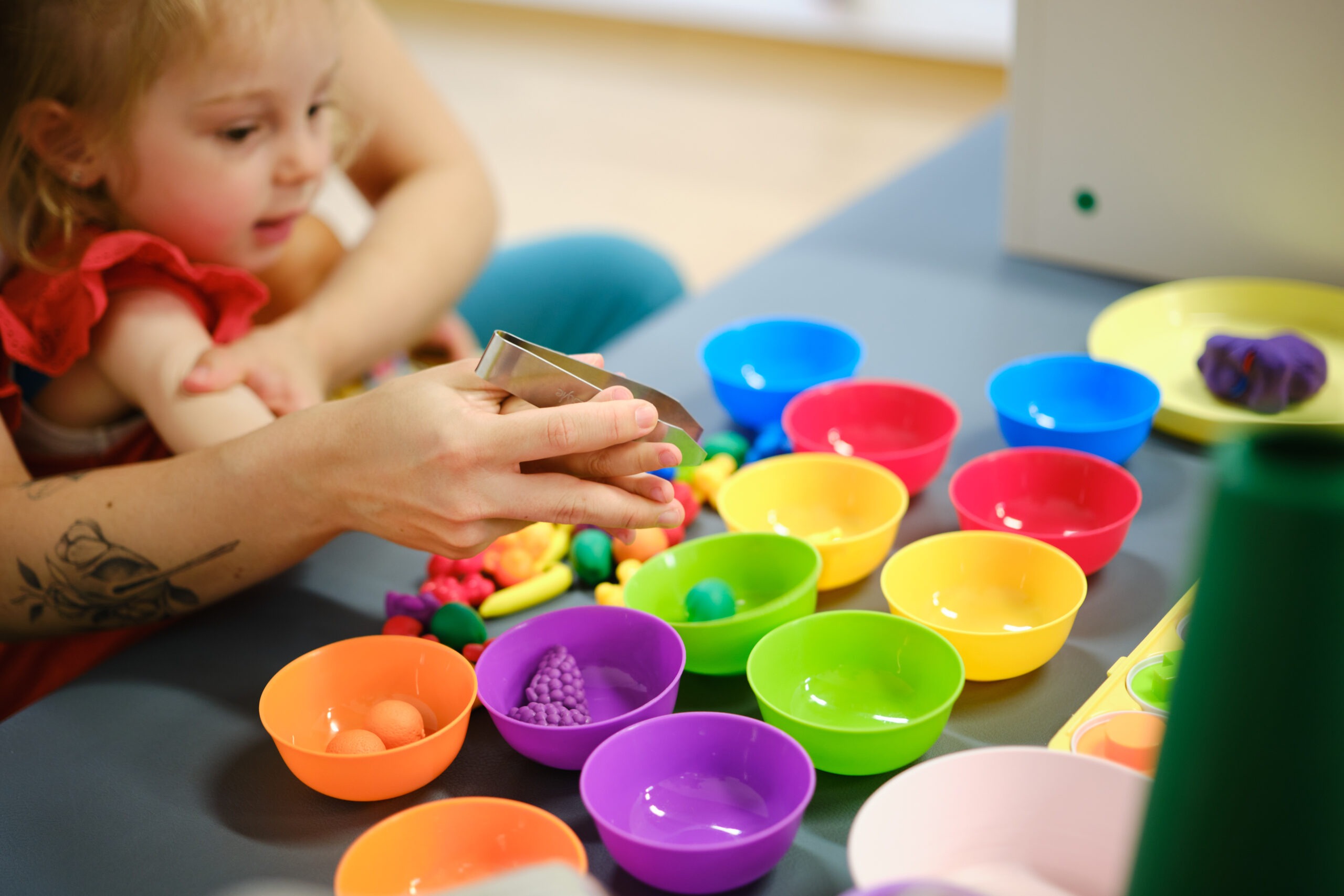 Aferentas, centro de rehabilitación neurológica en avilés. Terapias para niños. Unidad de Miembro superior pediátrico y protésico.