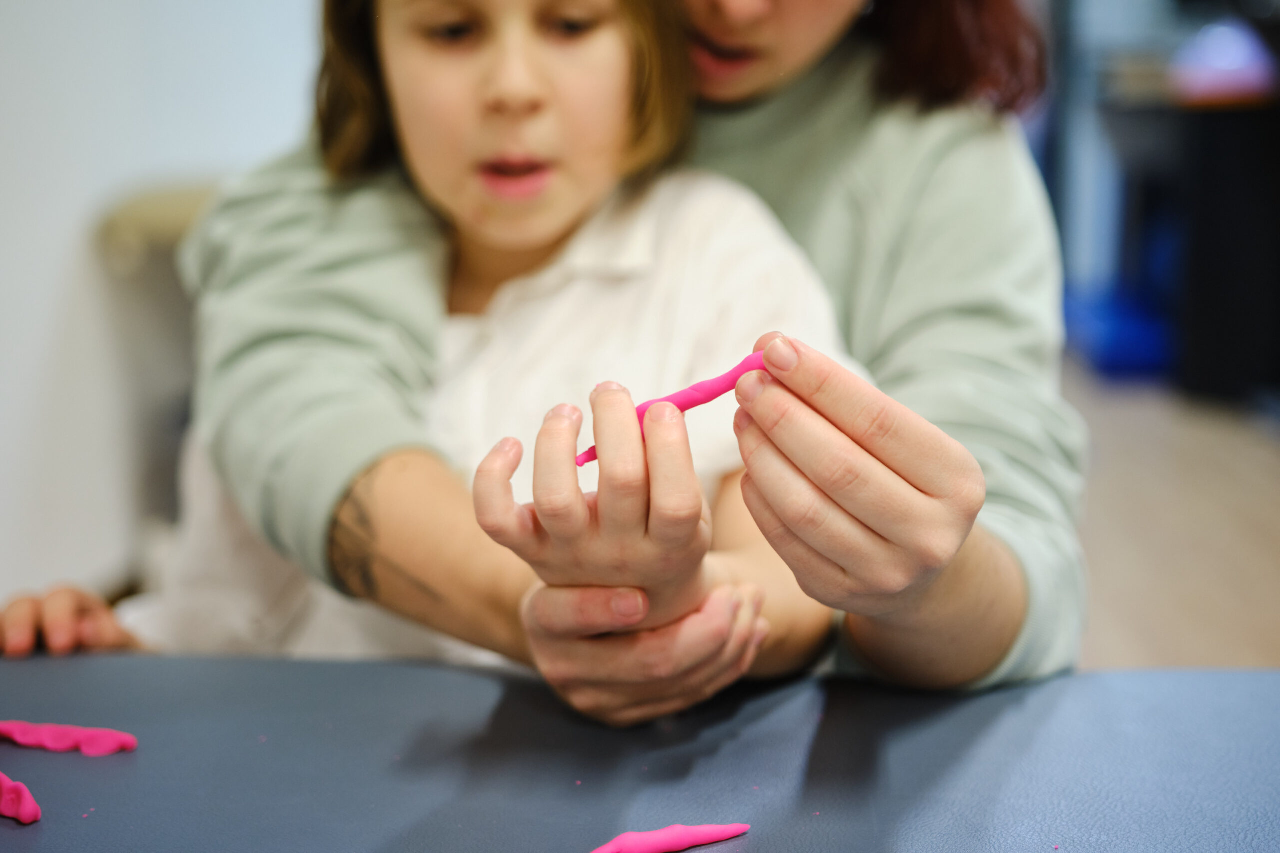 Aferentas, centro de rehabilitación neurológica en avilés. Terapias para niños. Unidad de Miembro superior pediátrico y protésico.